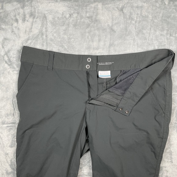 Columbia Omni-Shield Women's Gray Capri Hiking Pants Size 14 Drawstring - Picture 2 of 12